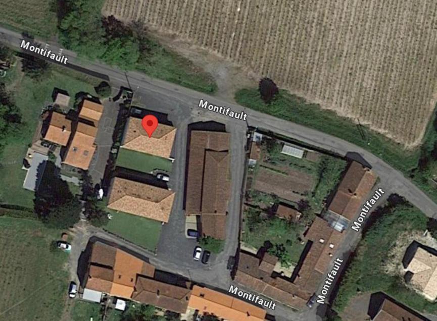 Du Vignoble A L'Atlantique - Residence Montifault Gites Du 2 Au 3 Pieces Le Pallet Exterior photo